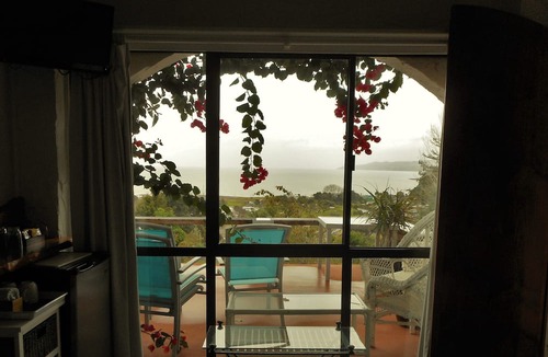 Te Puru House | Te Aputa Lodge