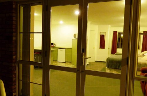 Alexandra Hotel | Alexandra Heights Motel