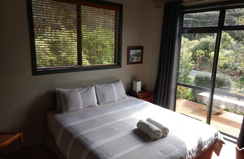 Piha Hostel | Piha Beachstay - Hostel
