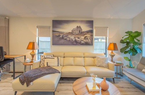 Prebbleton Apartment | Warm Safe Quiet Spacious Family Home, Sleeps 7