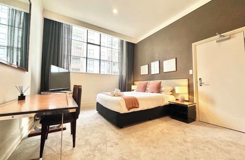 Auckland Central Business District Apartment | Perfect City Pad