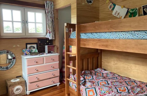 Raglan House | Kauri Homestead: Family Hideaway in Raglan's Heart