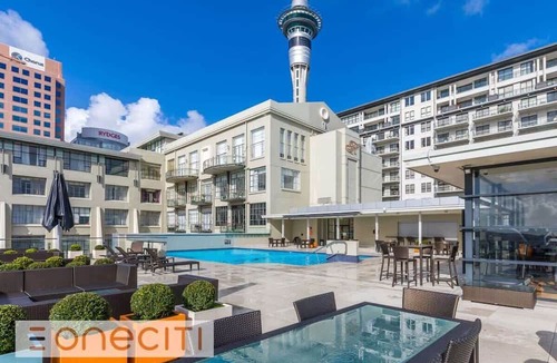 Auckland Central Business District Apartment | Stylish Retreat with city views in Auckland CBD