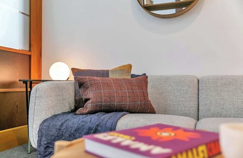 Auckland Central Business District Apartment | Stylish Retreat with city views in Auckland CBD