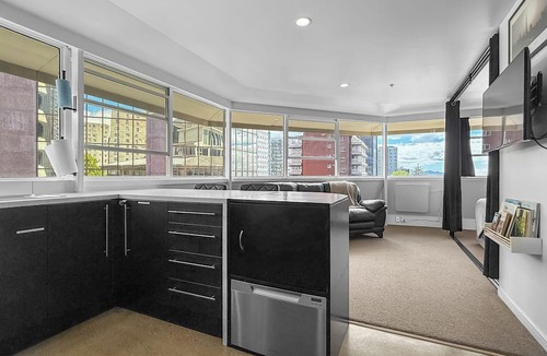Grafton Apartment | Whitaker Wish | Spacious, City Apt with Sea View