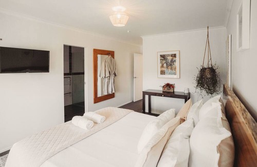 Rotorua Villa | Paradise Valley Lodge