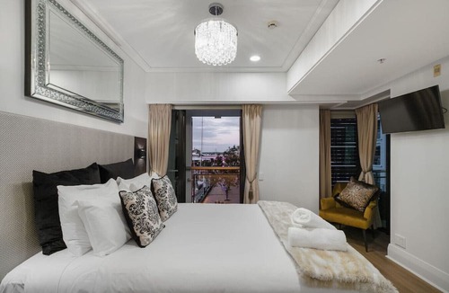Auckland Central Business District Apartment | Extravagant Escape - Sebel