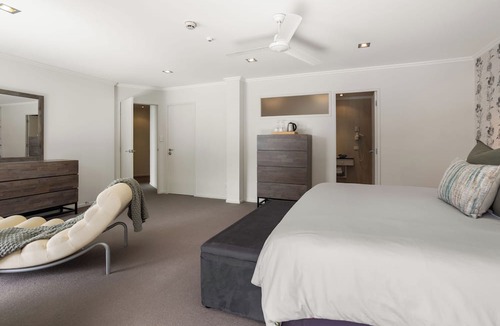 Whitianga Apartment | The Marina Suite