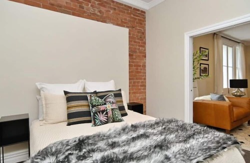 Kaiapoi Apartment | Kaiapoi Luxury Accommodation 1 -Historic and Luxury Apartment in Kaiapoi