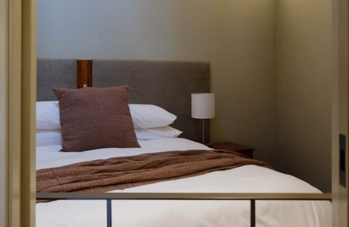 Dunedin City Centre Apartment | Henry Matthews Apartment