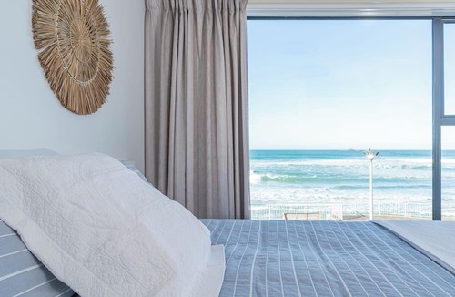 St. Clair Apartment | Esplanade Apartments