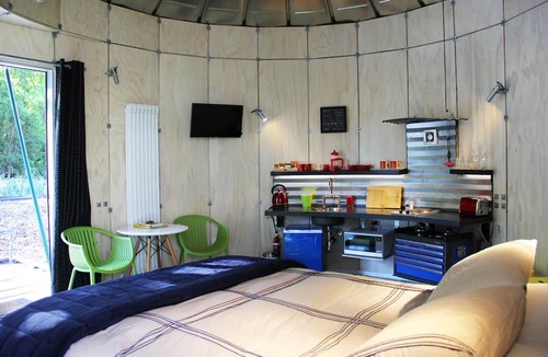 Little River Apartment | SiloStay
