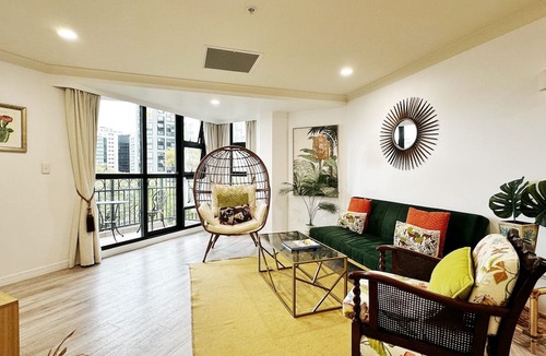 Newton Apartment | *Pool, spa, two balconies, park views!*