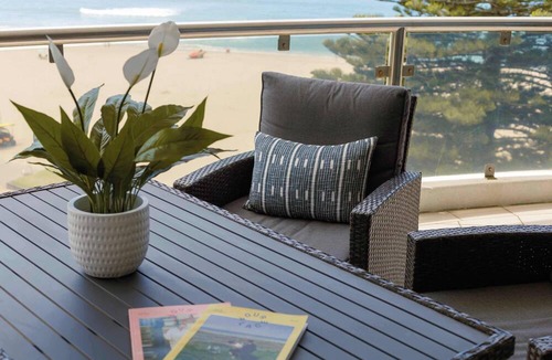 Mount Maunganui Apartment | Oceanside Haven Resort Luxury Sea Views & Beach