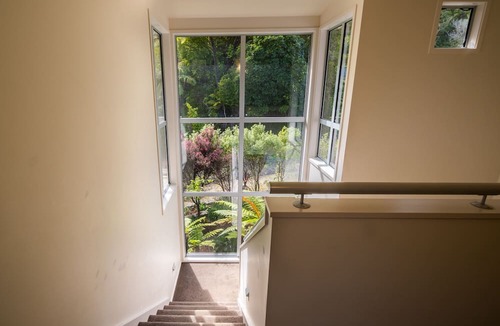 Tata Beach House | Te Wharepuni - Tata Beach Holiday Home
