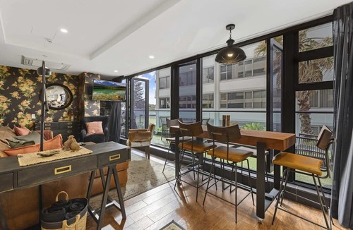 Mount Maunganui Apartment | Marvellous Mount Apartment with pool, gym & beach