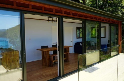 Wilson Bay Apartment | The Lodge At Te Rawa - Boat Access Only