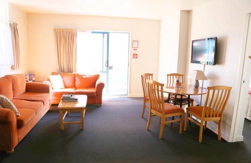 Christchurch Apartment | Bush Inn Court Motel