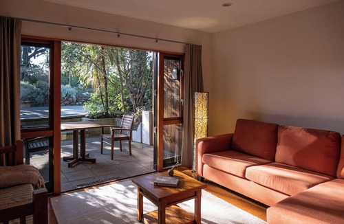 Raglan Apartment | Bow Street Studios