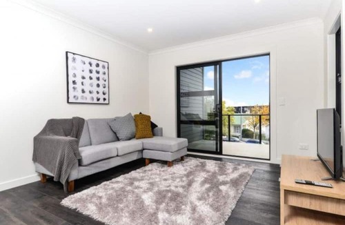Frankton Apartment | Central Park Gemini Apartments