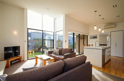 Kaikoura Apartment | The Fairways Accommodation Kaikoura