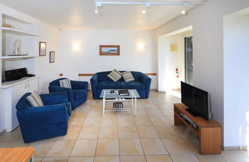 Onetangi Apartment | Onetangi Beach Apartments