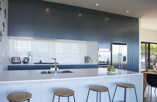 Waimarama House | Lightning Ridge Views - Waimarama Holiday Home