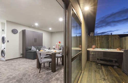 Rotorua Apartment | Kings On Peace