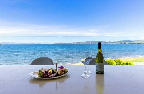 Waipahihi Apartment | Sacred Waters