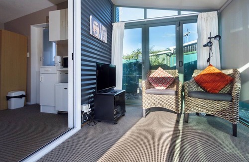 Fernside Cabin | Rangiora Eco Holiday Park