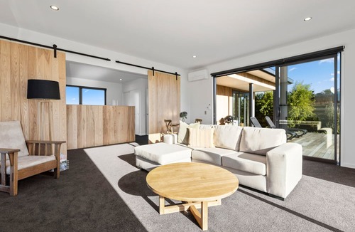 Hapuku Cabin | Glenburn Coastal Retreat