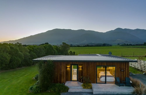 Hapuku Cabin | Glenburn Coastal Retreat