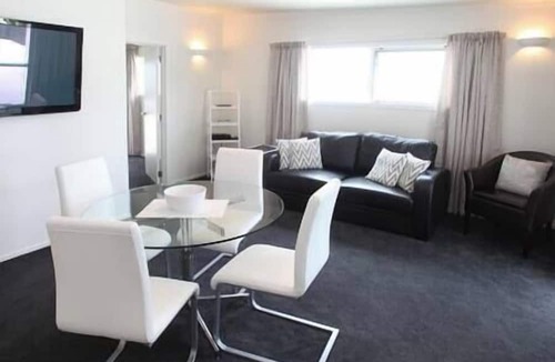 Coromandel Apartment | Lavender Apartment 2 One bedroom Apartment