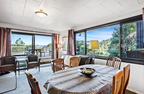 Coromandel Cottage | Coromandel Cottage - Romantic Rustic - Sea views