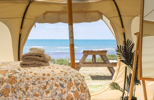 Pouawa RV Rental | Tatapouri Retreat - Glamping
