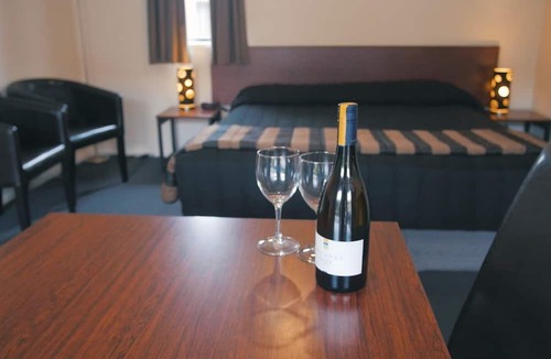 Sherborne Street Apartment | Sherborne Motor Lodge