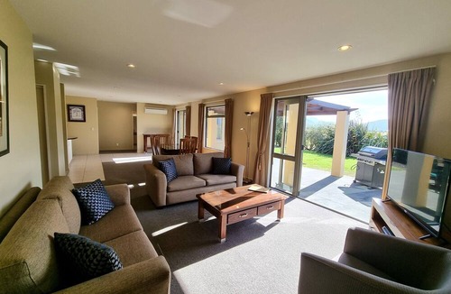 Renwick Apartment | Vintners Retreat