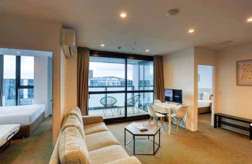 Auckland Central Business District Apartment | Ramada Suites By Wyndham Victoria Street West