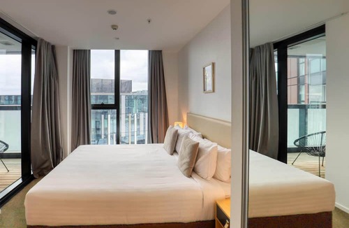 Auckland Central Business District Apartment | Ramada Suites By Wyndham Victoria Street West