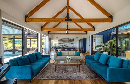 Omiha House | Te Whau Retreat - Stay Waiheke