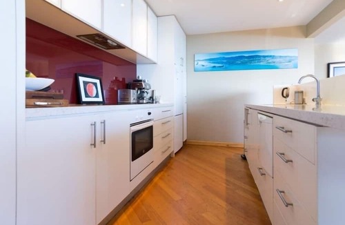 Britannia Heights House | Seaside Manor