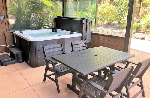 Kaeo House | Coastal Chalet Suites