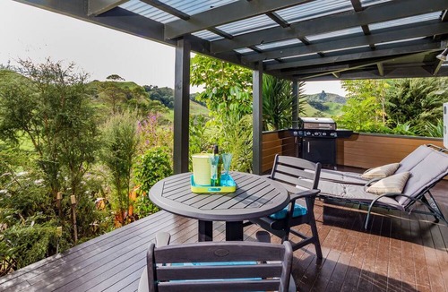 Kaeo House | Coastal Chalet Suites