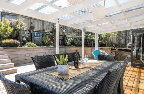 Waiheke Island House | Karaka Escape - Our Island