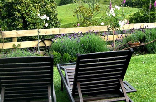 Waingaro Cabin | Victorian Bed and Breakfast Rental on the North Island of New Zealand