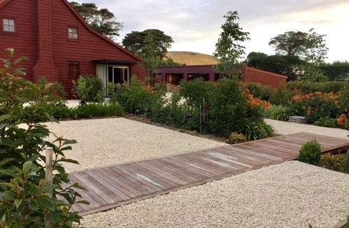 Tai Tapu Cabin | Charming Vacation Rental with a Private Courtyard in Beautiful Tai Tapu, South Island, New Zealand