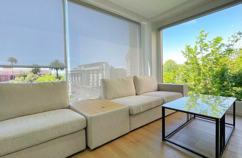 Auckland Central Business District Apartment | 5-Bedroom Gem in Auckland CBD