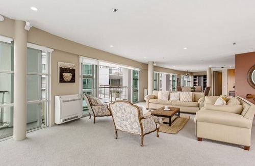 Auckland Central Business District Apartment | Unrivalled 3 Bed Residence Epic Harbour Views