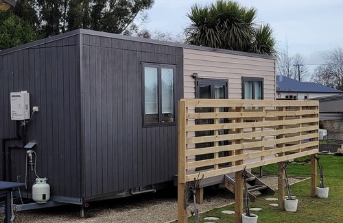 Mataura House | Comfort without Cost in Southern New Zealand. Smart Stays for Savvy Travelers!