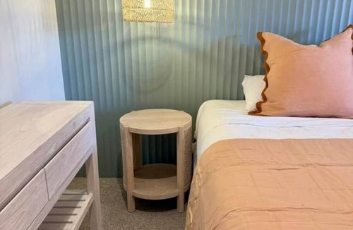 Turangi House | APARTMENT 2 - ONE BR